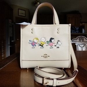Small Cream Coach × Peanuts Crossbody